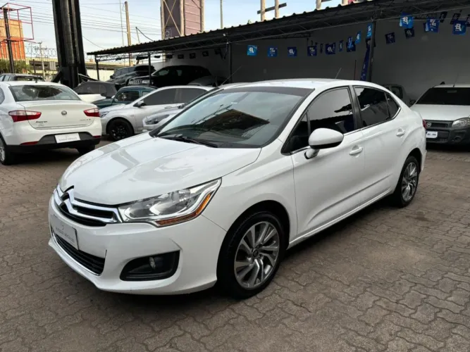 Citroen C4 Lounge Tendance 1.6 Turbo 4P AUT 2015