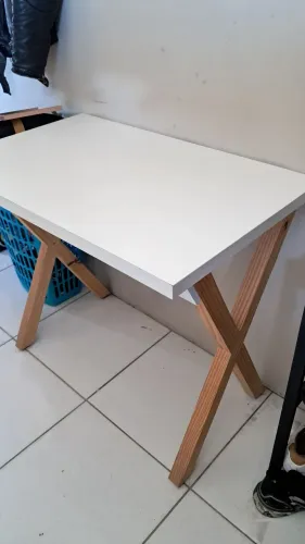Mesa 90x56x78 - excelente estado