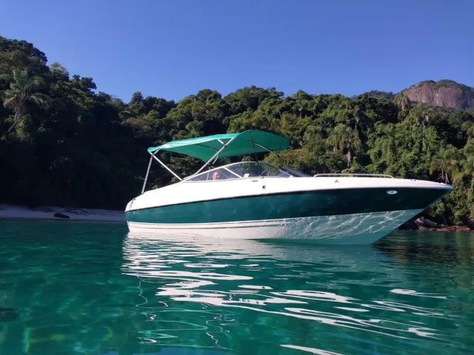 Vendo ou troco lancha Bayliner 24 pés