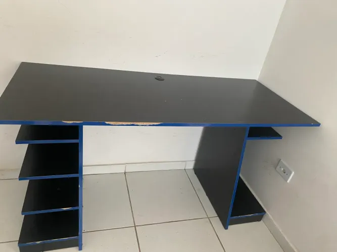 Mesa gamer /escrivaninha 