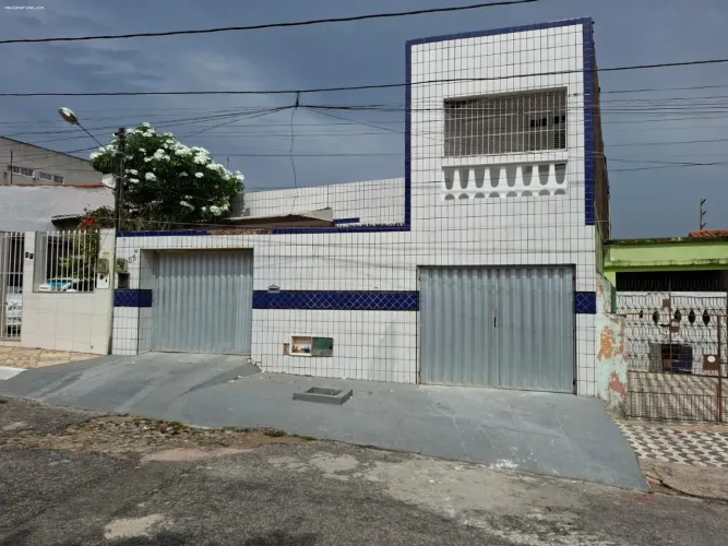 Casa para Venda em Fortaleza, São Gerardo, 4 dormitórios, 2 suítes, 3 banheiros, 2 vagas