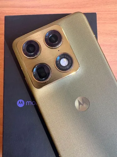 Motorola signature 512gb