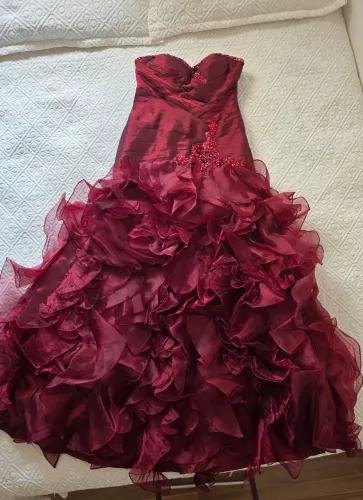 Vestido de Festa Longo Marsala Tamanho M com Pedrarias