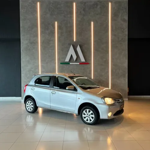 Toyota Etios X 1.3 Flex 16V 5P Mec. 2016