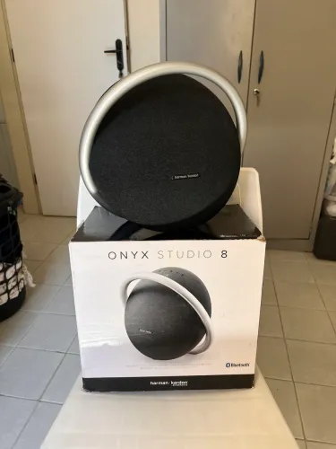 Caixa de som - Harman Kardon Onyx Studio 8
