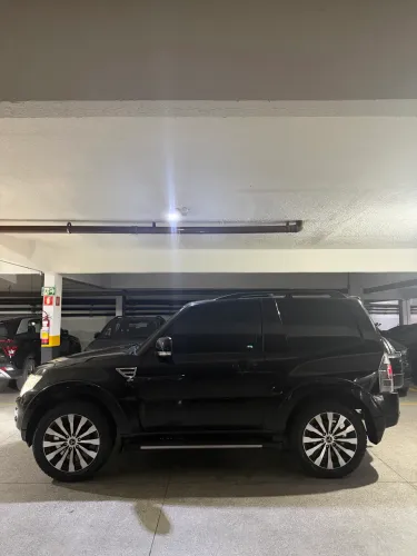 Mitsubishi Pajero HPE Full 3.2 4X4 T.i.dies. 5P AUT 2019
