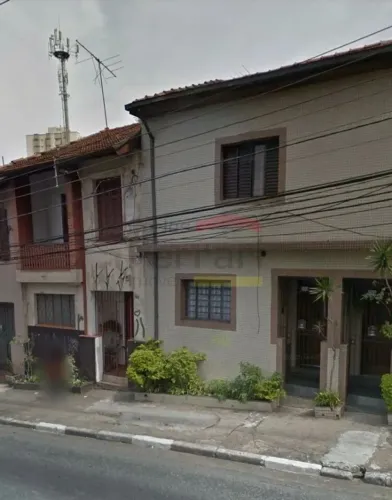 Casa bem antiga no Alto de Santana, 2 dormitórios, 2 banheiros, sem vaga