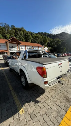 Mitsubishi L200 Triton HPE 3.2 CD TB Int.diesel AUT 2013