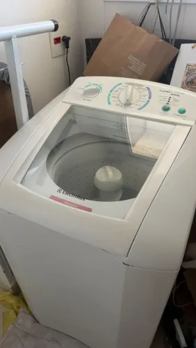 Maquina de lavar roupa Eletrolux - 9 Kg