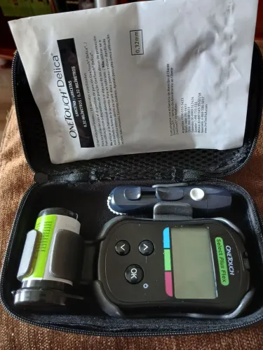 Excelente Medidor de glicose , novo, na cx