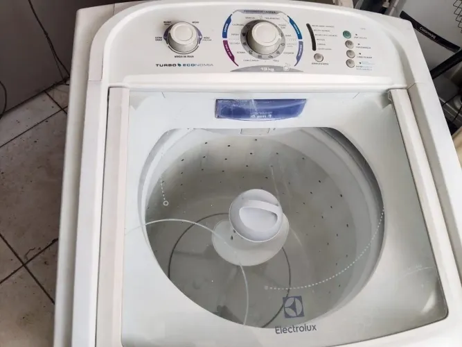 Vende uma máquina Electrolux 13kg
