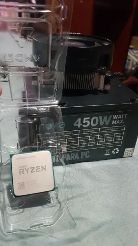 Processador Ryzen 3200g com video integrado vega 8 muito barato .