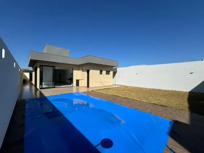 Casa nova no condomínio Morada do Sol