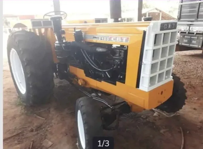 Trator CBT 2190 com rolo caçado tmo 33tnr
