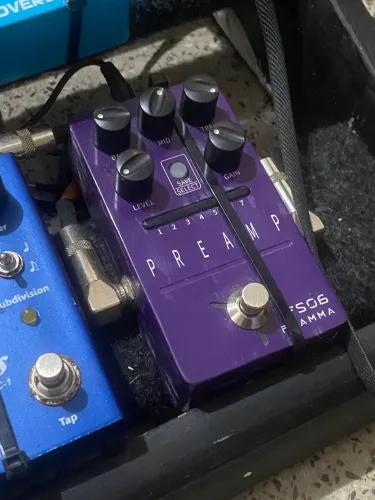 Pedal Flamma FS06 - Pré-amplificador para guitarra