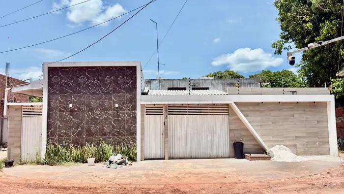 CASA SEMI MOBILIADA PARA ALUGUEL ? R$ 4.000 - Abaetetuba