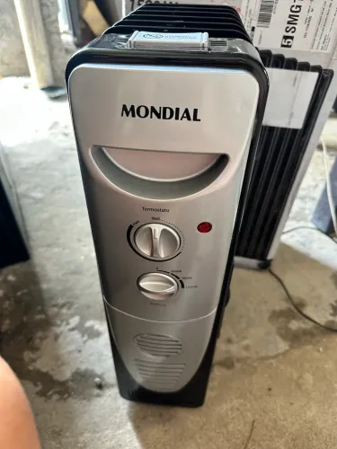 Vendo aquecedor a óleo Mondial 1500w , novo , nunca usado
