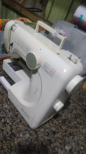 Máquina de costura