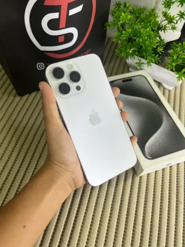 iPhone 15 pro max 256Gb Bateria 88% com caixa original 