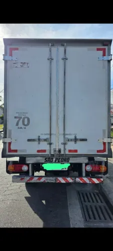 Caminhao HR e ótimo estado 