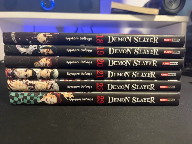 Manga Demon Slayer - Volumes 18-23 (Ou a parte)