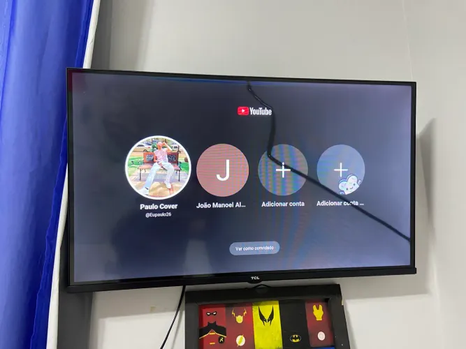 Smart TV TCL 32" Android TV - Placas OK (Tela com detalhe/trinco)