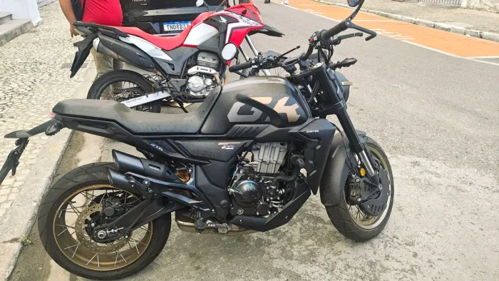 Zontes Gk350 - A Naked Perfeita para o Dia a Dia e Fim de Semana! 2026/2027 Impecável