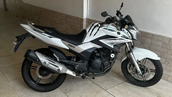 Yamaha Fazer (YS) 250 cc
