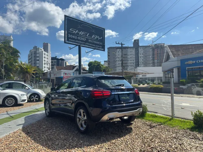 Mercedes-Benz GLA 200 Adv. 1.6/1.6 TB 16V Flex Aut. 2018