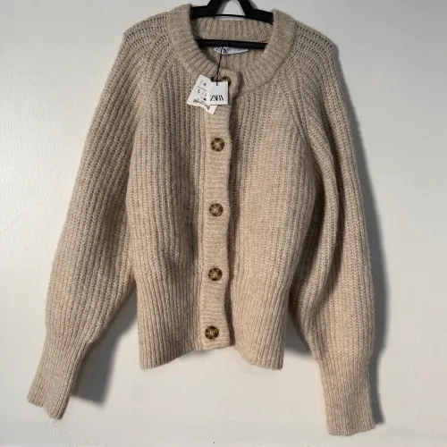 Cardigan Zara feminino bege