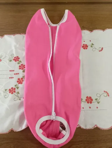 ROUPA PET PÓS CIRURGIA TAMANHO 7 SEM USO