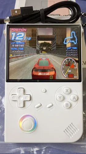 Console Portatil Retro Anbernic RG40XX V 64GB, PS1 PSP Nintendo64 NDS Dreamcast SNES GBA
