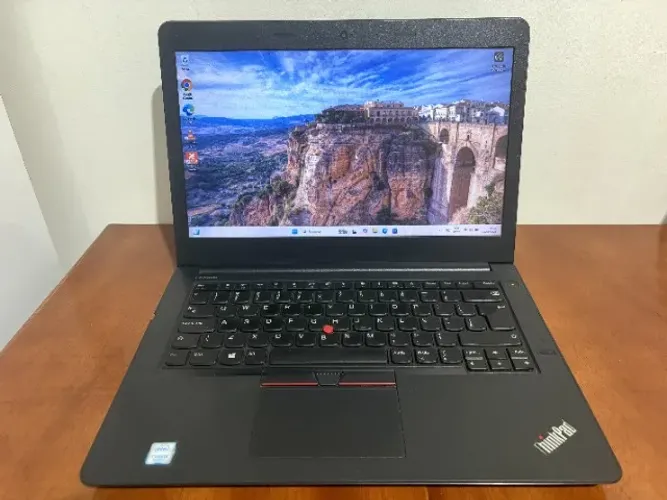 Notebook Lenovo Thinkpad i5°Geracao, SSD 256gb, 8gb Ram
