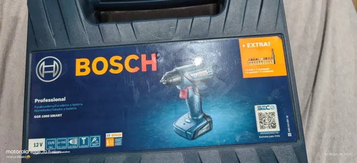 Vendo parafusadeira Bosch nunca usada 