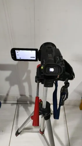 CÂMERA FILMADORA CANON LEGRIA HF30