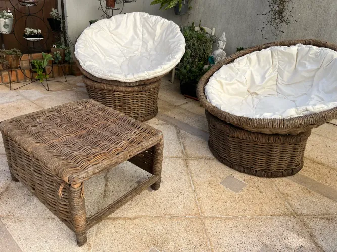 Conjunto de cadeiras de cipó + mesinha | Área externa / piscina
