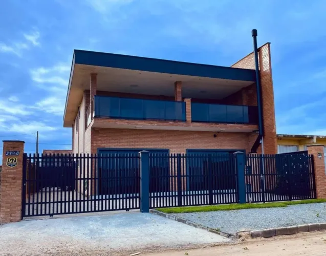 SOBRADO no PRAIA GRANDE com 4 quartos para VENDA, 470 m²
