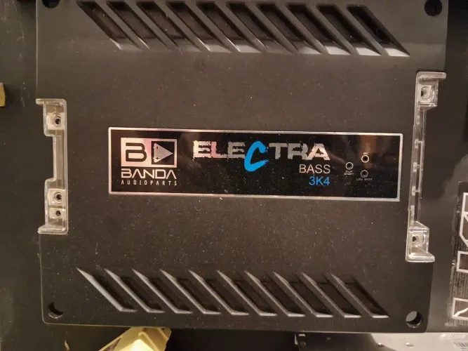 Módulo banda electra 3k4 pouco usado. Valor R$. 600