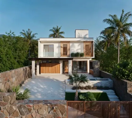 Casa Alto Padrão | 3 Suítes | Piscina com Spa | 500m da UFSC