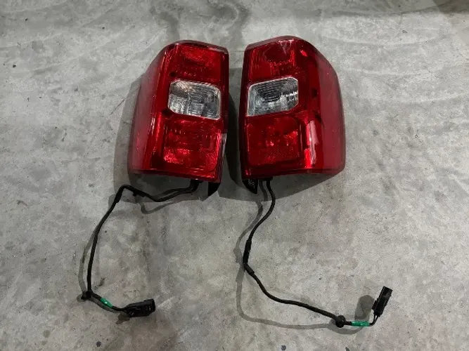 Par Lanterna Ford Ranger Original 2024 em diante