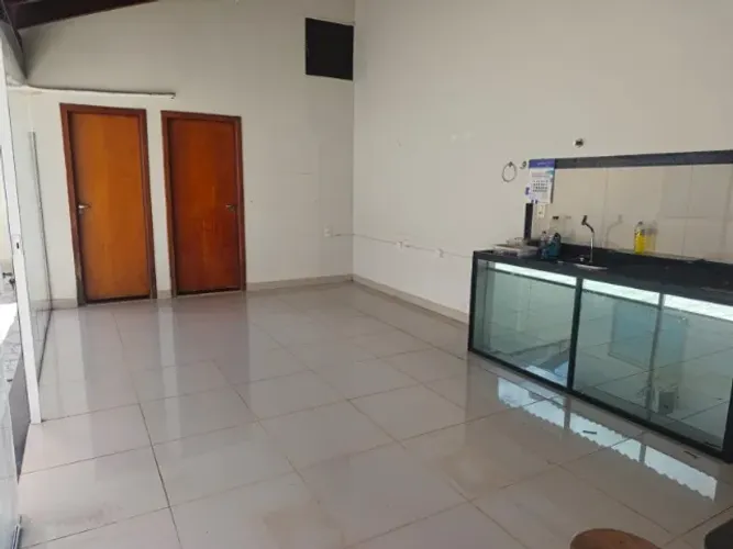 Espaço para Bronzeamento Artificial - Estrutura Completa