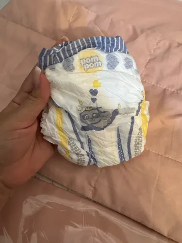 FARDO DE FRALDA POMPOM