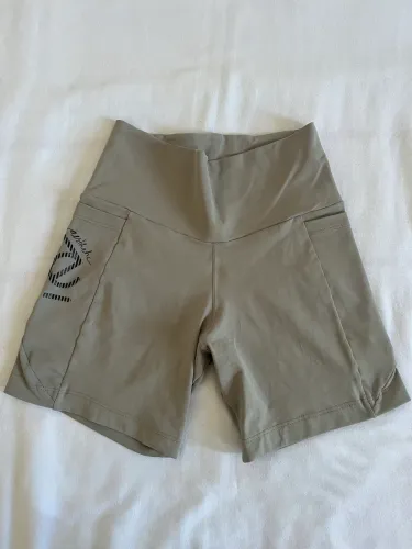 Short P marca Angê