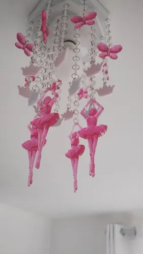 Pendente de bailarina