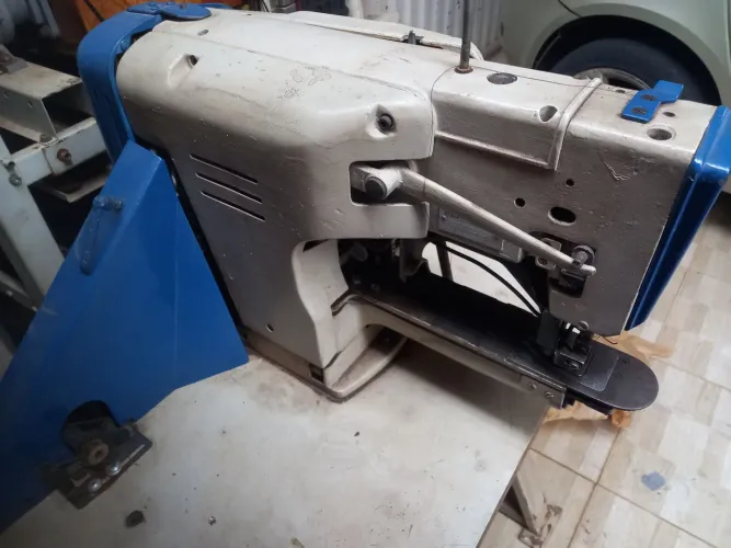 Máquina costura travete alemã PFAFF 3306