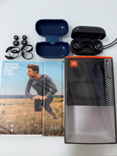Fone de Ouvido Bluetooth JBL REFLECT MINI NC a prova de água IP68