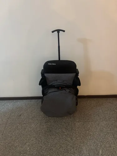 Carrinho de bebê (Ideal para viagem)