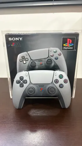 Dualsense PS5 Edição especial 30 anos