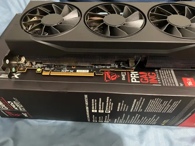 XFX Swift RX 9070 XT Triple Fan Gaming Edition - 16GB GDDR6