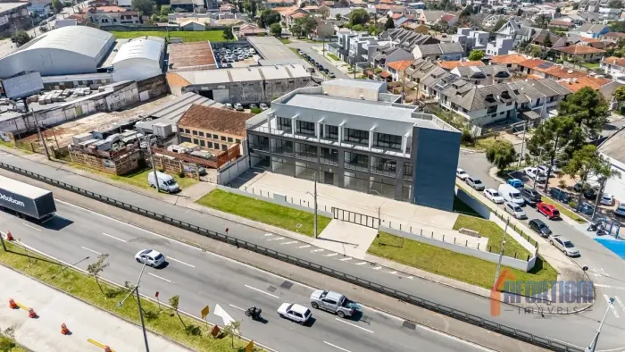 Sala Comercial de 53m² para locação em Centro Comercial - Linha Verde - Curitiba